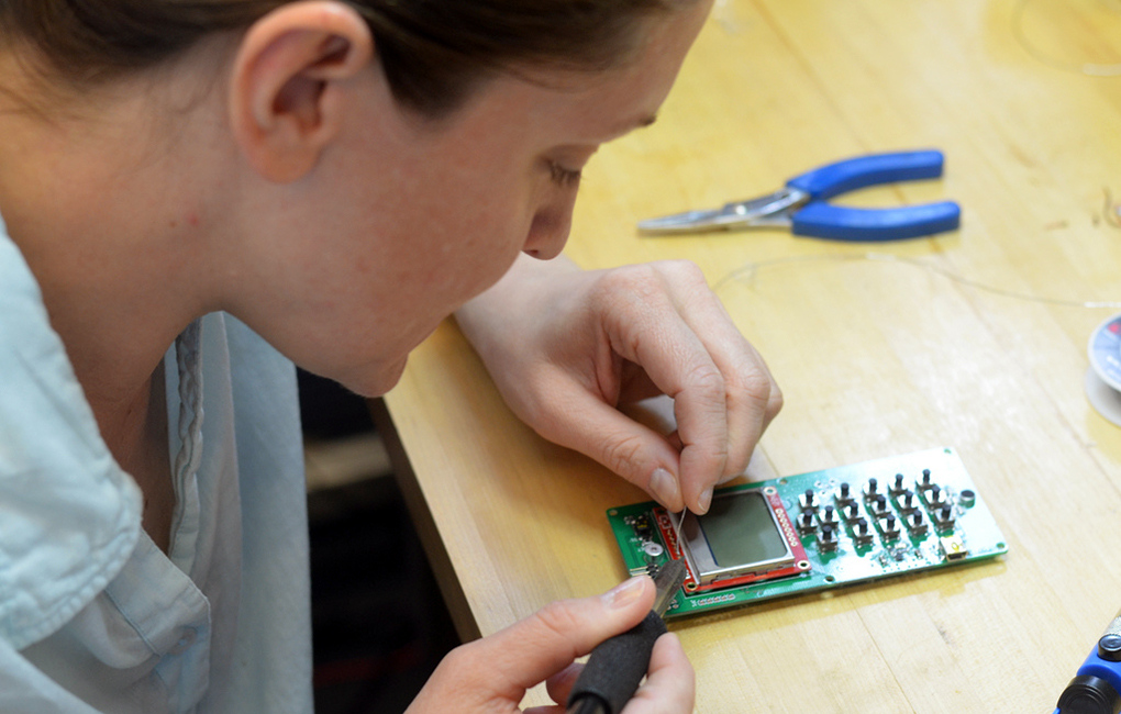 Разработчик Arduino придумал мобильный, который может сделать каждый