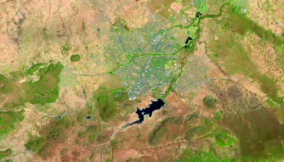 Габороне, Ботсвана, фотография сделана с орбиты спутником Landsat 8