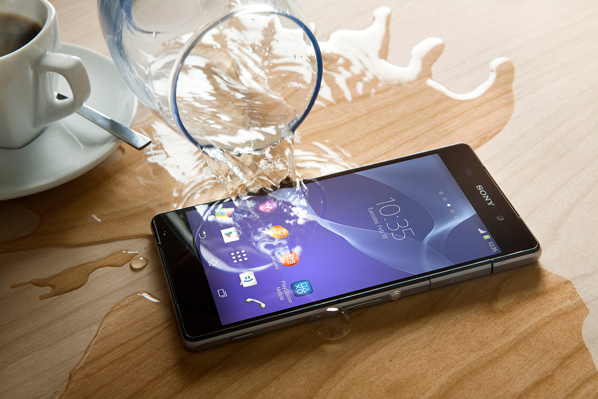 Устойчивость к пыли и влаге Sony Xperia Z2